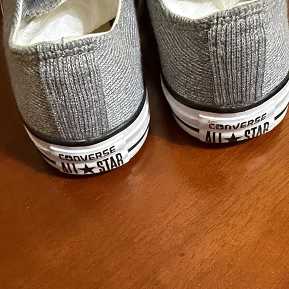 Converse All Star Women’s 7.5 Silver Gray Knit Fabric Sparkle Sweater Sneakers - Picture 7 of 13